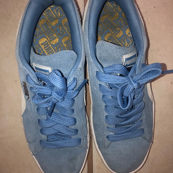 Suede Classic Puma Sneakers - Picture 3 of 4